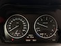 BMW 2-Serie Active Tourer 216d Centennial Sport Line | Pano | Trekhaak | Stoelverwarming | Cruise | Leder | Sfeerverlichting | Stoelverwarming | HUD |