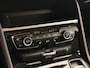 BMW 2-Serie Active Tourer 216d Centennial Sport Line | Pano | Trekhaak | Stoelverwarming | Cruise | Leder | Sfeerverlichting | Stoelverwarming | HUD |