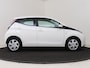 Toyota Aygo 1.0 VVT-i x-nav | Dealer onderhouden | Airco | Achteruitrijcamera | elektrisch verstelbare buitenspiegels | Navigatie | Speed limiter |