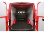 Volkswagen Crafter MAN TGE 2.0 TDI 140PK L3H2 | DC | 7 Zits | Airco | Camera | 3000kg Trekgew. | Cruise | Carplay | Trekhaak