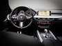 BMW X5 XDrive40e High Executive M-Sport (PANO, TREKHAAK, LUCHTVERING, HARMAN/KARDON-AUDIO, STOELVERWARMING, HEAD-UP, SPORTSTOELEN)