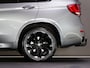 BMW X5 XDrive40e High Executive M-Sport (PANO, TREKHAAK, LUCHTVERING, HARMAN/KARDON-AUDIO, STOELVERWARMING, HEAD-UP, SPORTSTOELEN)