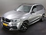 BMW X5 XDrive40e High Executive M-Sport (PANO, TREKHAAK, LUCHTVERING, HARMAN/KARDON-AUDIO, STOELVERWARMING, HEAD-UP, SPORTSTOELEN)