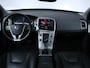 Volvo XC60 2.0 T5 FWD Polar+ Sport (SCHUIFDAK,NAVI,CAMERA,STOELVERWARMING,ELEKTRISCHE STOELEN,TREKHAAK,LEDER,BLUETOOTH,LM VELGEN)