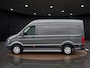 Volkswagen Crafter 35 2.0 TDI L3H3 EL Highline | Trekhaak | Versterkte Vering | Camera | Parkeerhulp | Spiegelpakket | Carplay | 16'' |
