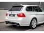 BMW 3-Serie Touring 325xi M Sport | Bluetooth | Trekhaak | PDC | HiFi