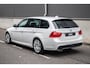 BMW 3-Serie Touring 325xi M Sport | Bluetooth | Trekhaak | PDC | HiFi