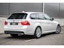 BMW 3-Serie Touring 325xi M Sport | Bluetooth | Trekhaak | PDC | HiFi