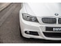 BMW 3-Serie Touring 325xi M Sport | Bluetooth | Trekhaak | PDC | HiFi