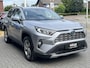 Toyota RAV4 2.5 Hybrid AWD Dynamic Plus | Eerste eigenaar, Leer, Parkeersensoren, 18 inch, Privacy glass, Keyless, CarPlay, 1.650KG Trekgewicht