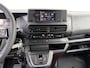 Opel Vivaro-e Combi Electric L2 75kWh 136pk | 9-persoons | Achterdeuren met ramen | Bluetooth radio | Auto Airco Pakket | Airco op tweede en derde zitrij | Climate control | Bestuurdersstoel comfort met armsteun | van €61.116 voor €46.996 incl. BTW rijklaar | TAXI ombouw mogelijk