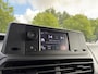 Opel Vivaro-e Combi Electric L2 75kWh 136pk | 9-persoons | Achterdeuren met ramen | Bluetooth radio | Auto Airco Pakket | Airco op tweede en derde zitrij | Climate control | Bestuurdersstoel comfort met armsteun | van €61.116 voor €46.996 incl. BTW rijklaar | TAXI ombouw mogelijk