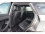 Land Rover Range Rover Evoque 1.5 P300e AWD R-Dynamic SE | Schuif/Kantel dak | Meridian |