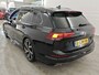 Volkswagen Golf Variant 1.5 eTSI 150pk Automaat R-Line interieur & exterieur | Trekhaak | Bestuurdersassistentiepakket |18" Velgen