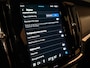 Volvo V90 T6 AWD Recharge Plus Dark | Schuifdak | 360 Camera | Harman Kardon | Adaptieve Cruise Control | Stoelverwarming voor+achter | Stuurwielverwarming | 19 Inch | Full LED Meesturende koplampen | Pilot Assist | BLIS Dode Hoek Detectie | Elektrische voorstoelen geheugen | R-Design Contourstoelen Nappa Leder met wit stiksel en bies | Zitting verlenging voorstoelen | Lederen Dashboard | Google Infotainment | Keyless Drive | Parkeersensoren voor+achter | Privacy Glass | Elektrisch bedienbare achterklep | Geïntegreerde zongordijnen achterportieren | Verlichte instaplijsten | DAB Radio | Apple Carplay/Android Auto | Alarm Klasse III | Volvo On Call met mobiele App functie | Denim Blue Black Metallic |