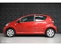 Toyota Aygo 1.0-12V Aspiration Red Navigator | Elektr. ramen