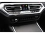 BMW 3-Serie Touring 318i High Executive M-Sport Pano / Camera / Ambi