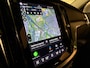 Volvo V60 T6 AWD Recharge Plus Bright | Schuifdak | Trekhaak | 360° Camera | Adaptieve Cruise Control | Stoelverwarming voor+achter | Stuurwielverwarming | Full LED Meesturende koplampen | Pilot Assist | Elektrische voorstoelen geheugen | Lederen bekleding | Zitting verlenging voorstoelen | 18 Inch | Google Infotainment | Keyless Drive | Parkeersensoren voor+achter | Elektrisch bedienbare achterklep | DAB Radio | Apple Carplay/Android Auto | Volvo On Call met mobiele App functie | Silver Dawn Metallic |
