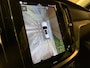 Volvo V60 T6 AWD Recharge Plus Bright | Schuifdak | Trekhaak | 360° Camera | Adaptieve Cruise Control | Stoelverwarming voor+achter | Stuurwielverwarming | Full LED Meesturende koplampen | Pilot Assist | Elektrische voorstoelen geheugen | Lederen bekleding | Zitting verlenging voorstoelen | 18 Inch | Google Infotainment | Keyless Drive | Parkeersensoren voor+achter | Elektrisch bedienbare achterklep | DAB Radio | Apple Carplay/Android Auto | Volvo On Call met mobiele App functie | Silver Dawn Metallic |