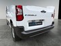 Fiat E-Doblò L1 50 kWh 136pk | 8 jaar garantie | 0% financial lease | 2-zits | Houten afwerking laadruimte | NAVI | Apple Carplay | Android Auto | Multimedia | Digital cockpit | Stuurwielbediening | Achteruitrijcamera | Parkeersensoren voor en achter | Dode hoek detectie | Licht- en regensensor | Mistlampen | Elektrisch inklapbare spiegels | Stoelverwarming | van €31.475 ex. BTW voor €27.450 ex. BTW rijklaar