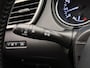 Nissan Qashqai 1.6 Tekna | Origineel NL | Trekhaak | Leder | Panoramadak | Navigatie | Camera | Stoelverwarming | Lane-Assist |