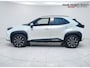 Toyota Yaris Cross 1.5 Hybrid 115 First Edition uit 2025 Rijklaar + Fabrieksgarantie Henk Jongen Auto's in Helmond,  al 50 jaar service zoals 't hoort!