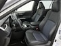 Toyota RAV4 2.5 Hybrid AWD Bi-Tone Innovation Pack | BTW Voertuig | Schuif/Kantel Dak | JBL | Dodehoek detectie | 360 Camera + camera binnenspiegel | Stoelverwarming | Parkeersensoren voor+achter | Elektrische Achterklep |