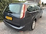 Ford Focus Wagon 1.6 Comfort | Airco | Cruise Control | LMV | Elekt. Ramen | Nieuwe Distributieriem! | APK tot 28-04-2027!