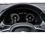 Volvo V90 2.0 B4 R-Design | Harman Kardon Audio | Achteruitrijcamera | Parkeersensoren | Keyless Entry | Elektrische Achterklep | Elektrisch Verstelbare Voorstoelen | Stoelverwarming | Navigatie | Apple Carplay | Android Auto