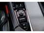 Volvo V90 2.0 B4 R-Design | Harman Kardon Audio | Achteruitrijcamera | Parkeersensoren | Keyless Entry | Elektrische Achterklep | Elektrisch Verstelbare Voorstoelen | Stoelverwarming | Navigatie | Apple Carplay | Android Auto