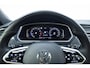 Volkswagen Tiguan 1.5 TSI R-Line Business+ | Panorama dak | Trekhaak |