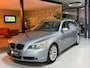 BMW 5-Serie Touring 520d High Executive Navi Leder Trekhaak PDC Clima