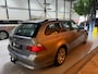 BMW 5-Serie Touring 520d High Executive Navi Leder Trekhaak PDC Clima