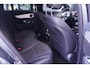 Mercedes-Benz EQC 400 4MATIC AMG Line 80 kWh 1e eigen. NAP SOH 96% Navigatie Excellence-pack Premium-Pack Rijassist-Pack wegklapbare-trekhaak 21"-lmv ECC ACC schuif/kantel-dak MEMO Sportstoelen half leder verwarmd 4-zone clima sfeerverlichting PDC v+a 360 camera Apple HUD