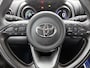 Toyota Yaris 1.5 Hybrid Style + | BTW voertuig | Head-Up Display | Dodehoek detectie | Parkeersensoren voor+achter | Draadloze telefoonlader | Navigatie | Apple CarPlay/Android Auto |