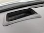 Toyota Yaris 1.5 Hybrid Style + | BTW voertuig | Head-Up Display | Dodehoek detectie | Parkeersensoren voor+achter | Draadloze telefoonlader | Navigatie | Apple CarPlay/Android Auto |
