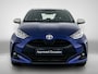 Toyota Yaris 1.5 Hybrid Style + | BTW voertuig | Head-Up Display | Dodehoek detectie | Parkeersensoren voor+achter | Draadloze telefoonlader | Navigatie | Apple CarPlay/Android Auto |