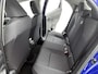 Toyota Yaris 1.5 Hybrid Style + | BTW voertuig | Head-Up Display | Dodehoek detectie | Parkeersensoren voor+achter | Draadloze telefoonlader | Navigatie | Apple CarPlay/Android Auto |
