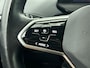 Volkswagen ID.4 Life 77 kWh Automaat SOH 90% Navigatie Apple Carplay/Android Auto Adaptive Cruise Control Parkeersensoren Stoel- en stuurverwarming Full Led Climate Control Lichtmetalen velgen