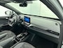 Volkswagen ID.4 Life 77 kWh Automaat SOH 90% Navigatie Apple Carplay/Android Auto Adaptive Cruise Control Parkeersensoren Stoel- en stuurverwarming Full Led Climate Control Lichtmetalen velgen
