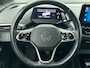 Volkswagen ID.4 Life 77 kWh Automaat SOH 90% Navigatie Apple Carplay/Android Auto Adaptive Cruise Control Parkeersensoren Stoel- en stuurverwarming Full Led Climate Control Lichtmetalen velgen