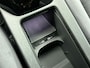 Volkswagen ID.4 Life 77 kWh Automaat SOH 90% Navigatie Apple Carplay/Android Auto Adaptive Cruise Control Parkeersensoren Stoel- en stuurverwarming Full Led Climate Control Lichtmetalen velgen