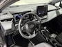 Toyota Corolla Hybrid 180 Executive | VOORRAAD | €4.100 VOORDEEL | PANORAMA-DAK | PDC V+A | BSM | ACC | STOEL + STUUR VERWARMING