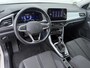 Volkswagen T-Roc 1.5 TSI Life | Stoelverwarming | Parkeerhulp | Spiegelpakket | Carplay | Getint Glas |
