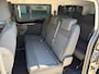 Peugeot e-Expert Combi L3 75kWh 136pk | 9-persoons | Achterdeuren met ramen | Extra getinte ramen uitschuifbaar | Auto Airco Pakket | Airco op tweede en derde zitrij | Climate control | Mistlampen | Multimedia | NAVI | Apple Carplay | Android Auto | Bestuurdersstoel comfort met armsteun | Voor en achterbumper meegespoten in lakkleur | Trekhaak | van €67.969 voor €53.015 incl. BTW rijklaar | TAXI ombouw mogelijk