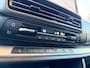 Peugeot e-Expert Combi L3 75kWh 136pk | 9-persoons | Achterdeuren met ramen | Extra getinte ramen uitschuifbaar | Auto Airco Pakket | Airco op tweede en derde zitrij | Climate control | Mistlampen | Multimedia | NAVI | Apple Carplay | Android Auto | Bestuurdersstoel comfort met armsteun | Voor en achterbumper meegespoten in lakkleur | Trekhaak | van €67.969 voor €53.015 incl. BTW rijklaar | TAXI ombouw mogelijk