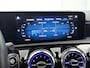 Mercedes-Benz A-klasse 250 e AMG Plug-In Hybride | AMG-Line interieur | AMG- Line Exterieur | Achteruitrijcamera |  Panorama schuifkanteldak | Sfeerverlichting | Stoelverwarming | navigatie| 24 maanden Certified Mercedes-benz garantie