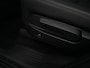 Hyundai Santa Fe 1.6 T-GDI PHEV Black Line 4WD 7p | Ontspanningsfunctie Stoelen voor | Rondom zichtcamera | Stoelverwarming/ verkoeling | Extra getint glas |