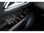 Land Rover Range Rover Velar 2.0 P250 Turbo AWD S Trekhaak - Panormamadak - Black Pack - Adaptive Dynamics - 21 inch - Leder - PDC - Meridian - Navigatie