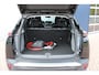 Peugeot e-2008 EV Allure 50 kWh ACHTERUITRIJCAMERA - CARPLAY - SOH 91,8%